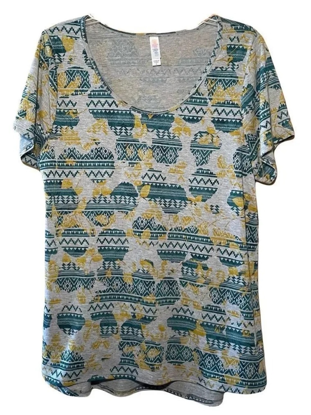 Women's Short Sleeve Scoop Neck Printed Tee in Teal and Mustard